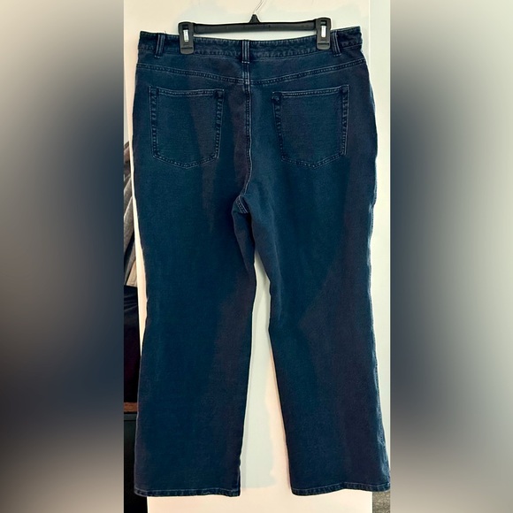 Quacker Factory DreamJeannes Flat Waistband Bootcut Jeans - Size 14 - 
Pre-Loved - Picture 2 of 5